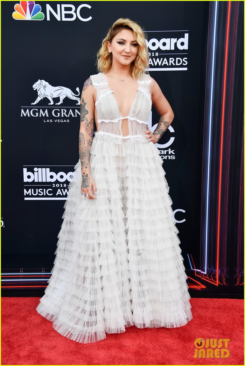 Billboard Music Awards 2018: Taylor Swift nổi bần bật giữa dàn sao đình đám